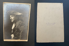 Romanais, Paris, Georges Le