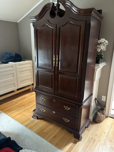 Thomasville armoire - thomasville,