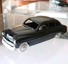 Miniature car DINKY TOYS FORD
