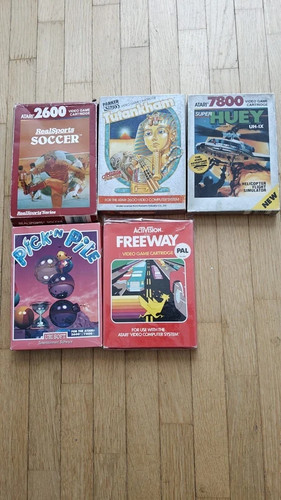 Lot jeux atari 2600 7800 - 5,