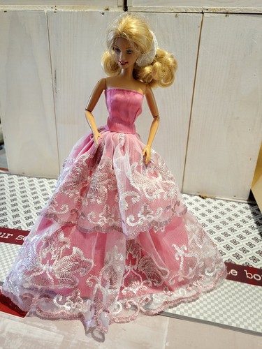 Robe pour poupée mannequin - robe,