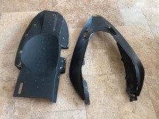Coque arrière avec le passage