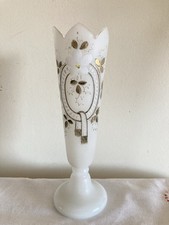 Vase Cornet En Opaline De