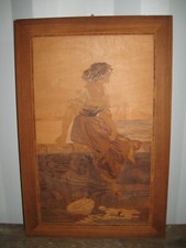 ANCIEN TABLEAU EN MARQUETERIE REPRESENTANT UNE FEMME AU BORD DE L'EAU