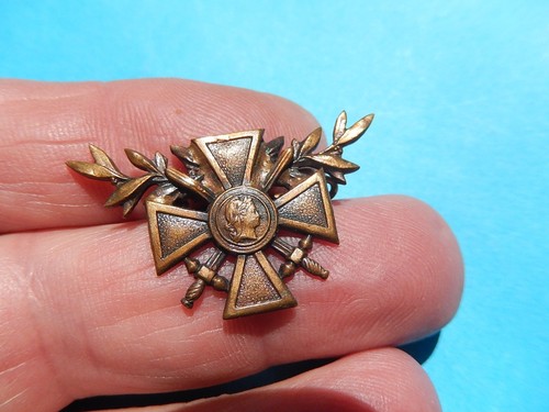 Insigne broche croix - de, guerre