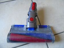 brosse Dyson fluffy pour v7 v8 V10 V11 V15 fonctionne très bien et c'est propre