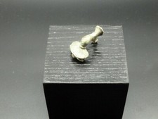 Fibule de genoux romaine en