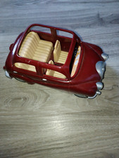 Voiture bordeaux figurines - voiture,