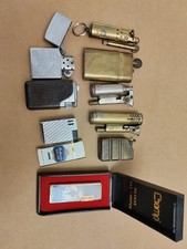 Lot De Briquets Anciens