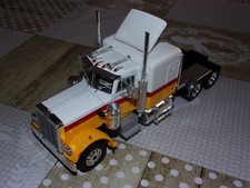 1/43 Ixo Altaya Peterbilt 359