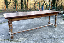 Table de salon ou de pavillon de chasse .