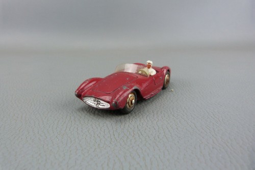 Dinky toys maserati 22a - dinky,