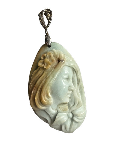 Pendentif style art - art, nouveau