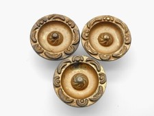 3 ANCIENS BOUTONS DE PORTE