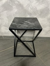 Table d’appoint design en