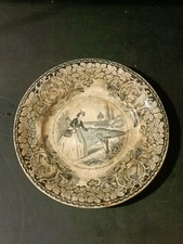 Assiette Parlante XIXème Chasse, OPAQUE de  SARREGUEMINES