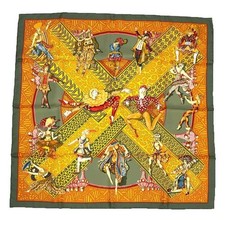 Excellent foulard Hermès en