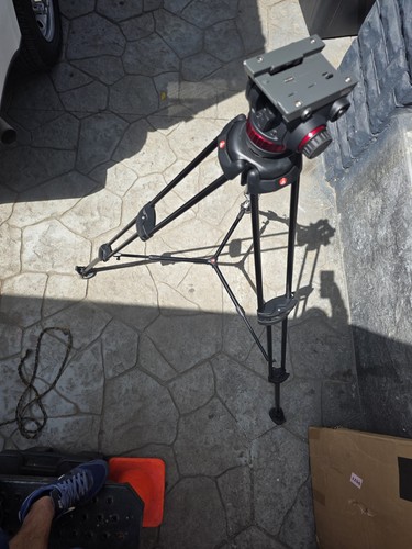 Manfrotto 546b tripod - 546b, model