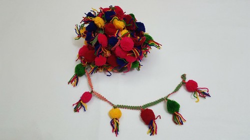 Beau pompon bonne - , taille