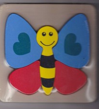 PUZZLE EN BOIS " PAPILLON " JEU D'ENCASTREMENT 1 - 3 ANS - PLAYLIFE JUNIOR NEUF