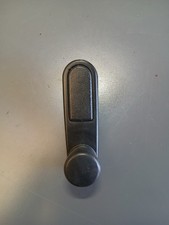 Peugeot 206 / Poignée lève