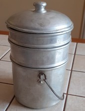 Ancienne cantine, 3 gamelles en alu