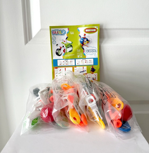 Build and play pieces - play, toy