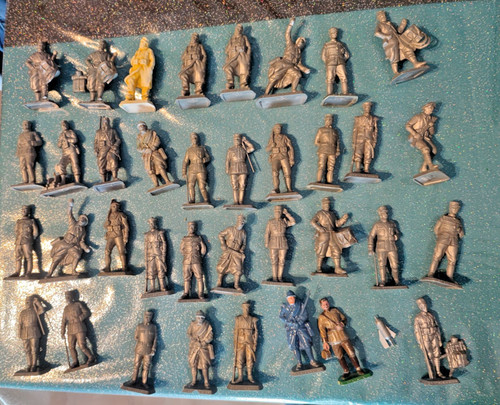 Figurines mokarex lot - figurines,
