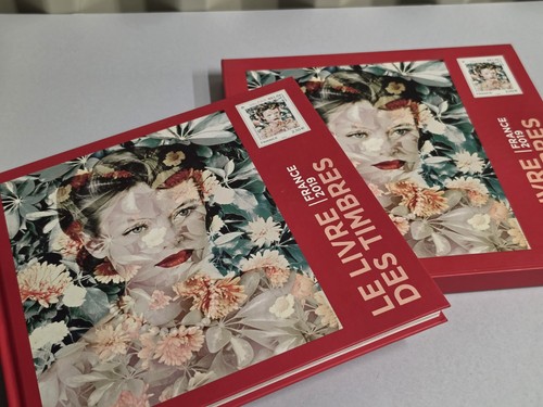 Livre des timbres france - le,
