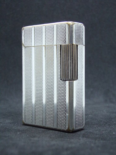 Dupont briquet essence - s.t,