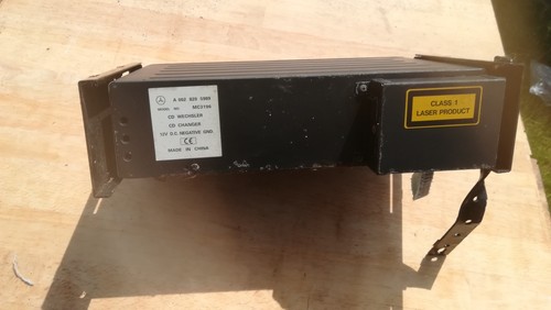 Chargeur coffre mercedes - coffre,