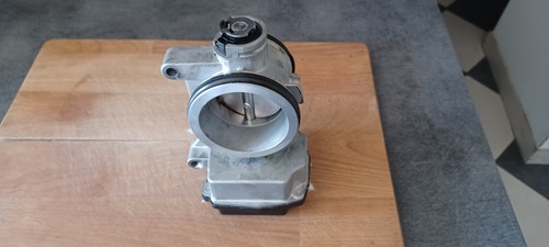 Volet admission boitier - volet,