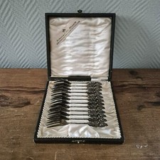 Vintage. Lot de 12 fourchettes