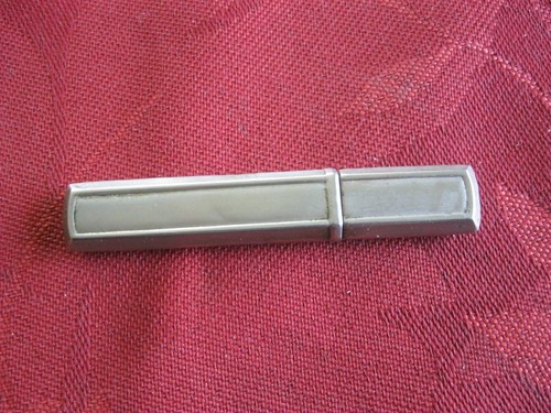 Ancien porte aiguilles - porte,