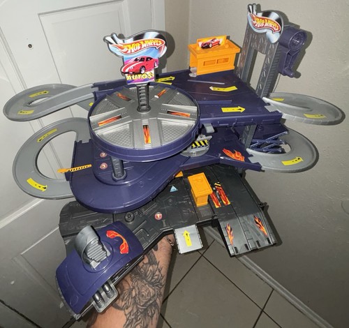 Vintage hot wheels mega - wheels,
