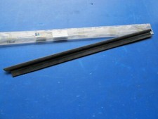 Joint intérieur de vitre de porte avant gauche pour Peugeot 205 I 5p ->N°7060906