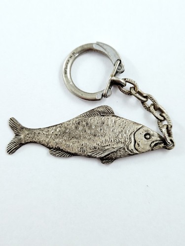 Porte cles poisson 2d métal - porte-cles,