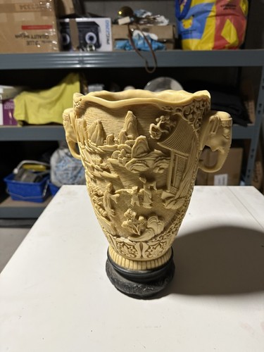 Grand vase resine - en,