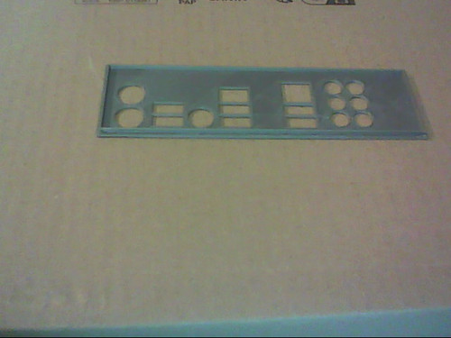 Shield plaque arriere en - i/o,