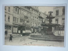 CARTE POSTALE / BESANCON /  FONTAINE DE LA PLACE BACCHUS A BATTANS....  TRAMWAY 