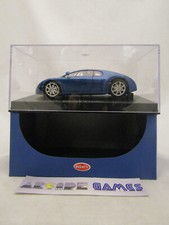 VOITURE 1/32 BUGATTI EB 18.3 CHIRON SLOT CAR - AUTOART MODELS