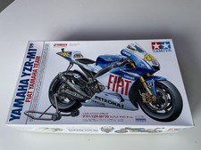 Tamiya 1/12 Yamaha M1 Rossi 09