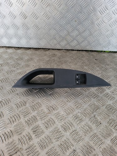 Bouton commande lève vitre