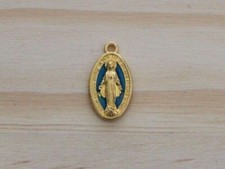 Médaille ovale de la Vierge Marie, 1,8 cm de haut