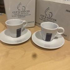 tasse à expresso et sous