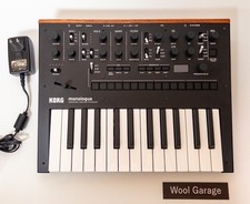 Synthétiseur analogique KORG