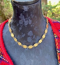 Collier  moderniste signé