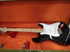 Guitare électrique FENDER USA Eric Clapton Stratocaster-02