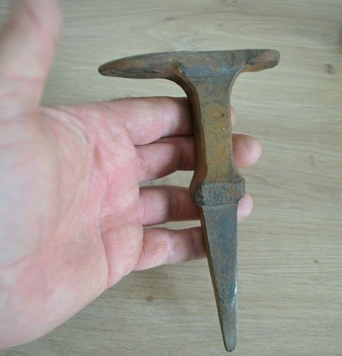 Ancienne petite enclume