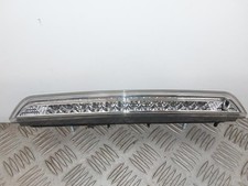 Feu arriere stop central